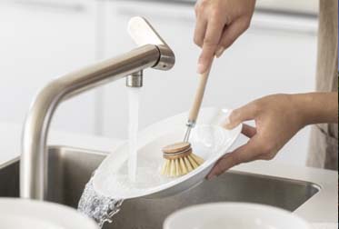 Bringing you a whole new world of convenience with fully electronic instantaneous hot water systems